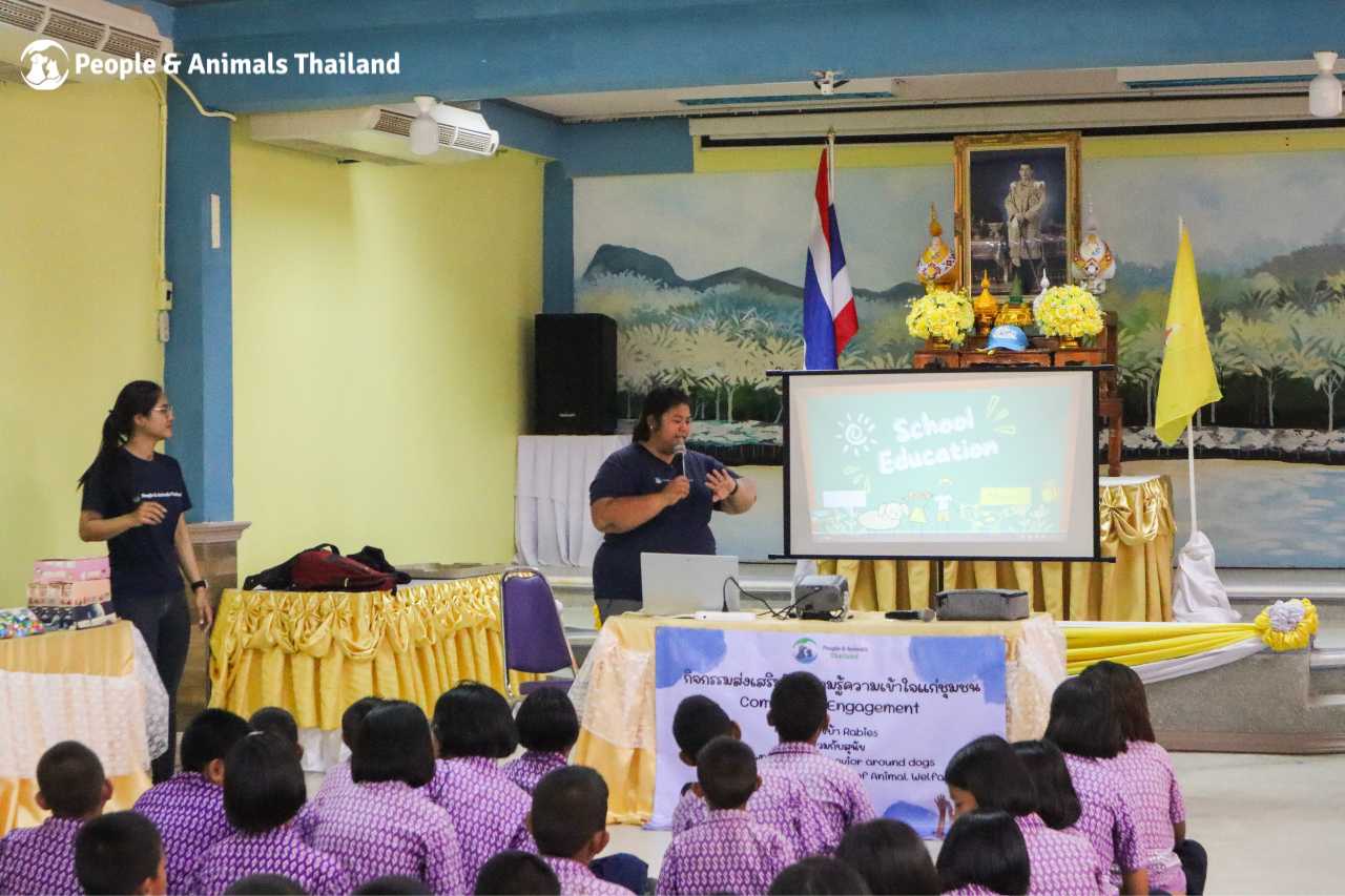 The students listening to Aung Pri give a presentation